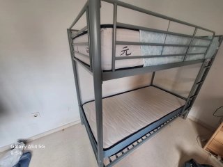Cama litera metálica
