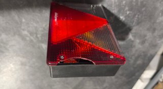 LAS 10149 Luz trasera para remolque , derecha