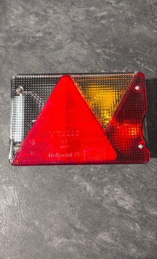 LAS 10149 Luz trasera para remolque , derecha
