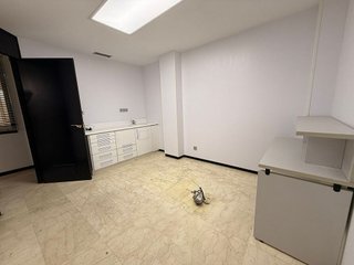 Oficina en venta en Sant Antoni en Barcelona