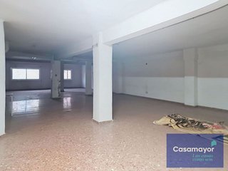 Local comercial en venta en Altozano - Conde Lumiares en Alicante