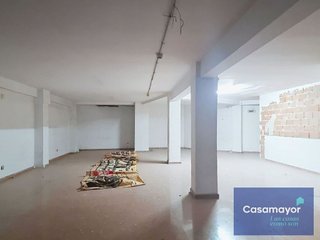 Local comercial en venta en Altozano - Conde Lumiares en Alicante