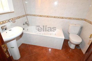 Edificio en venta en Vimianzo