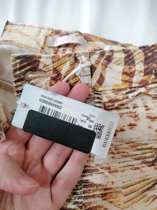 Pantalón GUESS sabana + regalo