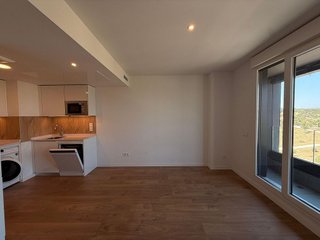 Piso en alquiler en Valdebebas - Valdefuentes en Madrid