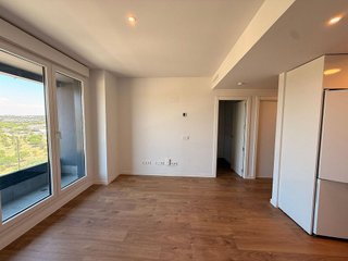 Piso en alquiler en Valdebebas - Valdefuentes en Madrid