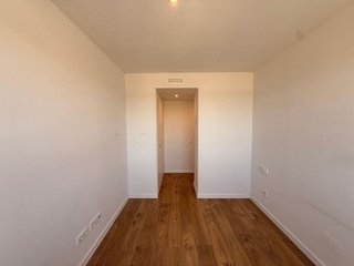Piso en alquiler en Valdebebas - Valdefuentes en Madrid
