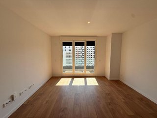 Piso en alquiler en Valdebebas - Valdefuentes en Madrid