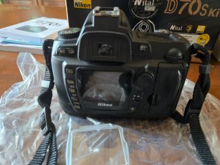 Nikon D70s Kit Fotocamera Digitale Reflex