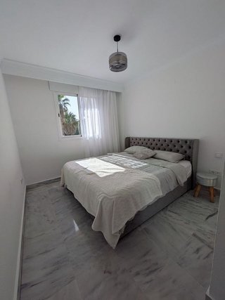 Piso en alquiler en La Dama de Noche-La Alzambra en Marbella