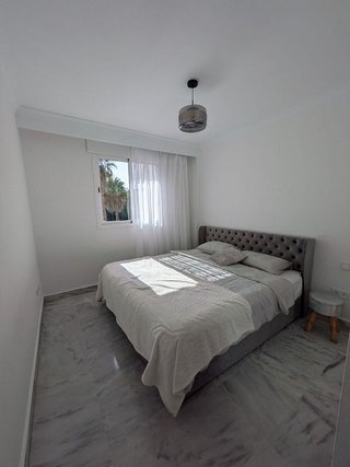 Piso en alquiler en La Dama de Noche-La Alzambra en Marbella