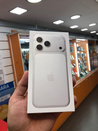 iPhone 17 Pro Max 256GB Plata