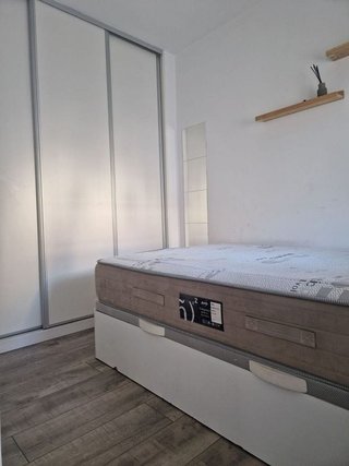 Piso en alquiler en Valdeacederas en Madrid