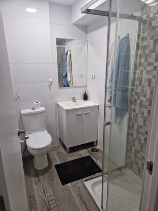 Piso en alquiler en Valdeacederas en Madrid