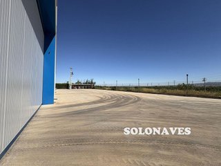 Nave industrial en alquiler en Figueruelas