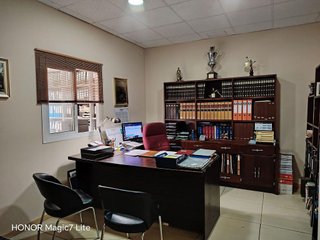 Oficina en venta en Colores - Entreparques en Sevilla