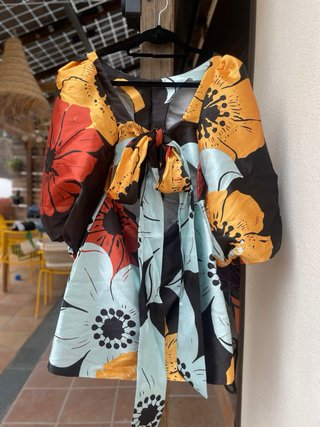 Vestido Laagam corto estampado floral