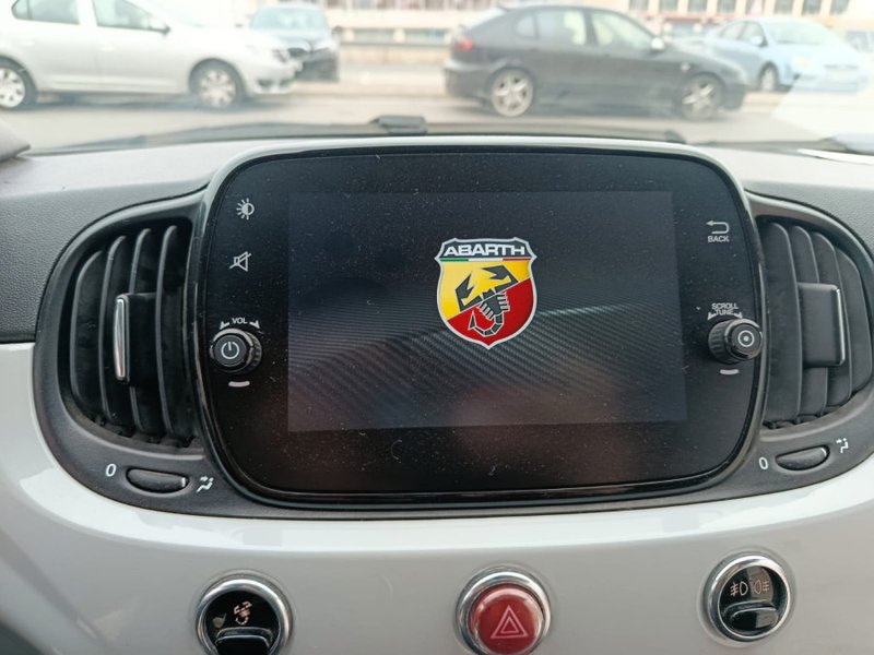 Abarth 500 2022, foto 15