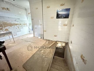 Local comercial en venta en Fuentecillas - Universidades en Burgos