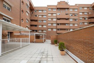 Piso en venta en Avda. Federico Garcia Lorca - Nueva Estación Autobuses en Granada