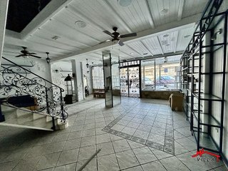 Local comercial en venta en Centro en Laredo