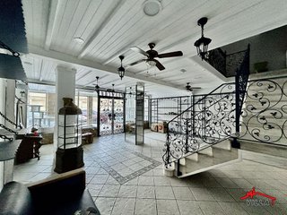 Local comercial en venta en Centro en Laredo