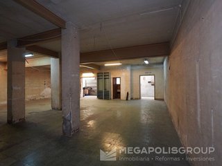 Local comercial en alquiler en Navas en Barcelona