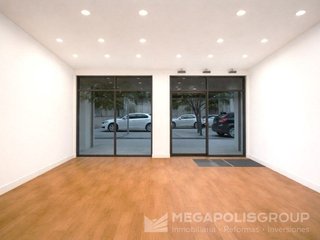 Local comercial en alquiler en Navas en Barcelona