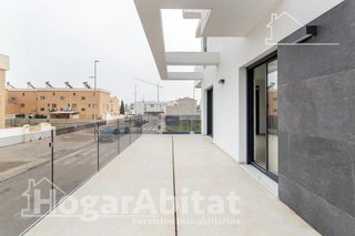Piso en venta en Oliva Playa en Oliva