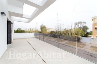 Piso en venta en Oliva Playa en Oliva