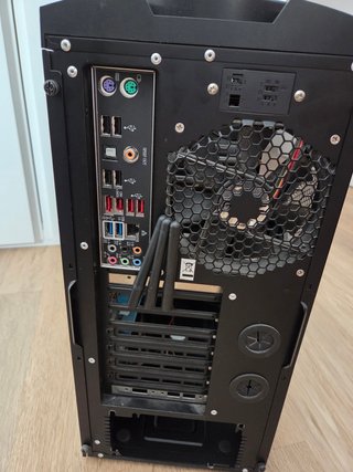 PC Antec / i5-750 / ASUS P7P55D-E Pro / 8GB ram