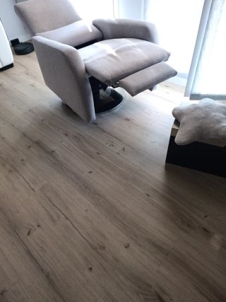 Butaca relax giratoria gris claro