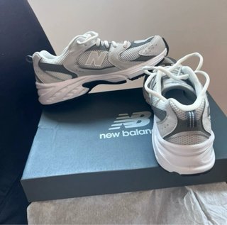 Zapatillas New Balance 530 Gris y Blanco