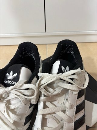 Zapatillas Adidas Forum Blancas y Negras 44 2/3