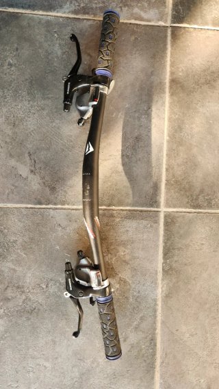 Bicicleta Carretera Bh talla 54 + Manillar plano