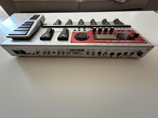 BOSS GT-10B Pedalera Bajo Procesador Efectos