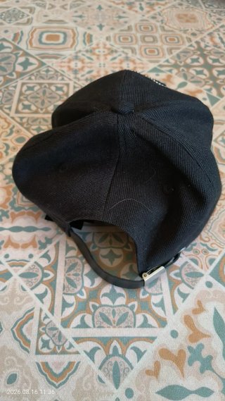 Gorra Guess Negra
