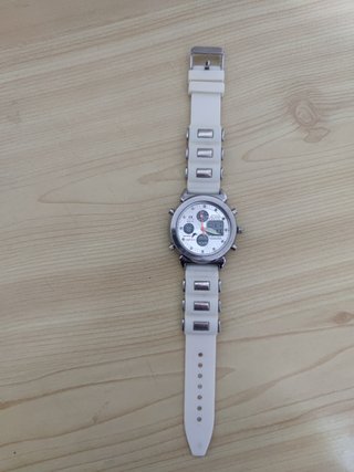 Reloj Chico Impermeable Nuevo (Urge)