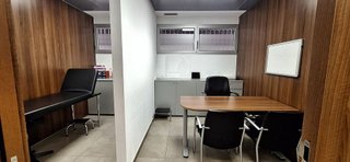 Local comercial en alquiler en Les Tres Torres en Barcelona