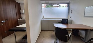 Local comercial en alquiler en Les Tres Torres en Barcelona