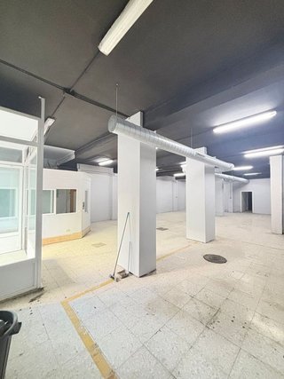 Local comercial en venta en Nou Moles en Valencia