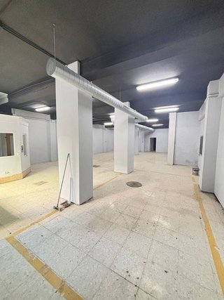 Local comercial en venta en Nou Moles en Valencia