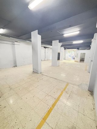 Local comercial en venta en Nou Moles en Valencia