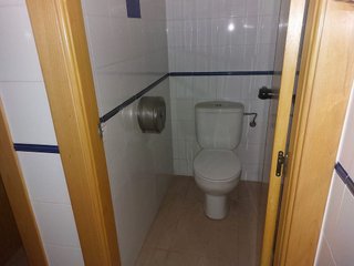 Local comercial en alquiler en Albors en Valencia