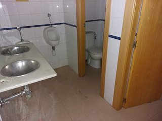 Local comercial en alquiler en Albors en Valencia