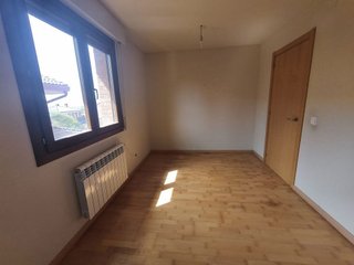 Casa adosada en venta en Orcoyen