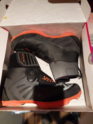 Botas Specialized Defroster Negras/Naranjas