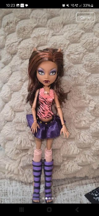 Muñeca Clawdin Wolf 1g