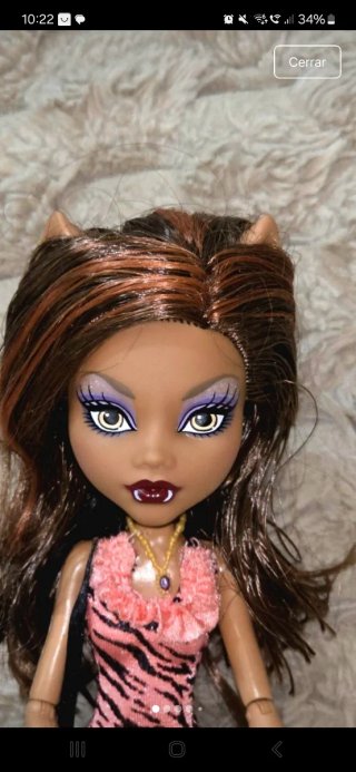 Muñeca Clawdin Wolf 1g