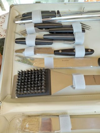 Set Barbacoa BergHOFF 30 piezas. Alta calidad